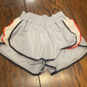 Lululemon Athletica Size 4 short